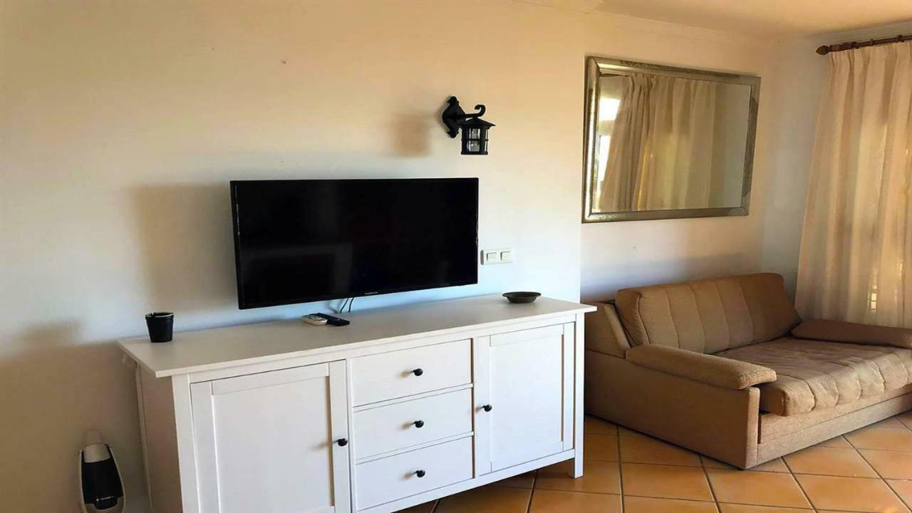 Dona Lola Micaela - Fully Equiped 1 Bedroom Ground Floor Beach Front Apartment With Direct Access To The Beach Of Calahonda - Costa Del Sol - Cs155 Sitio de Calahonda Exterior foto